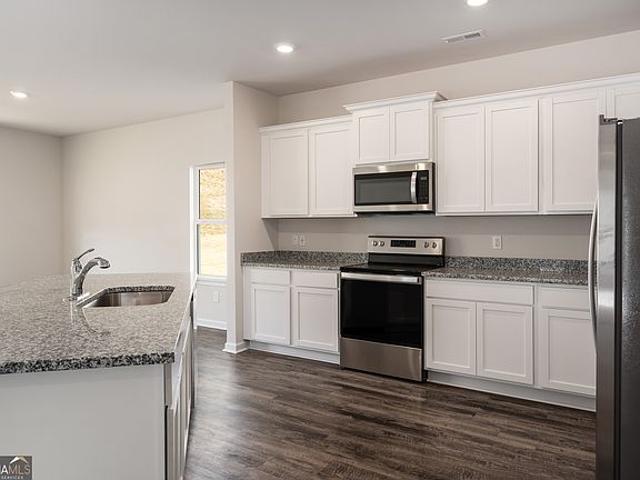 7th image of this home
