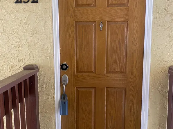 2909 Huntington Blvd APT 232, Fresno, CA 93721