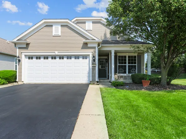 3114 Comstock Ct, Mundelein, IL 60060
