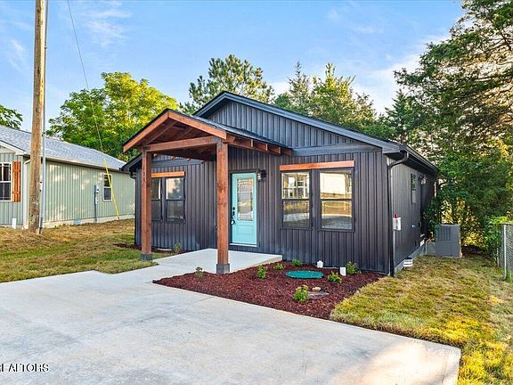3rd image of 130 Azalea Ln #5