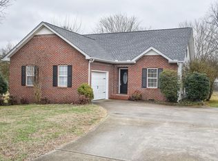 1734 Lucille Ln, Murfreesboro, TN 37129