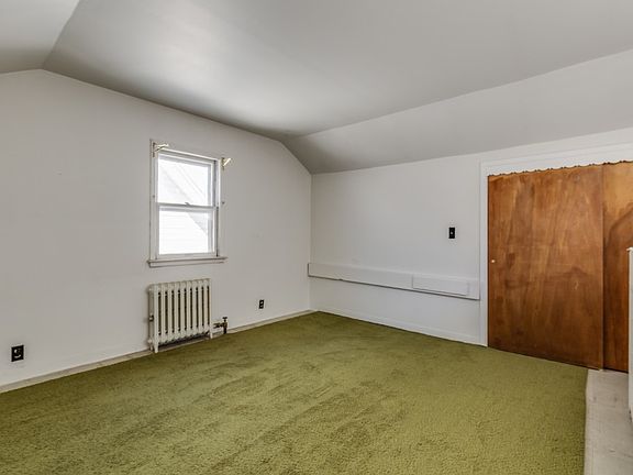 4th image of 8922 220th St