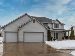 2980 Darcy Dr NE, Rochester, MN 55906