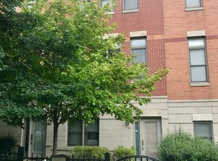 761 W 15th St #3, Chicago, IL 60607