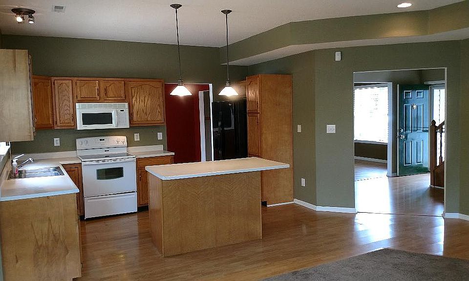 Center island with storage 