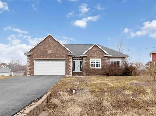 4 Carriage Ln, Enfield, NS B2T 1L4