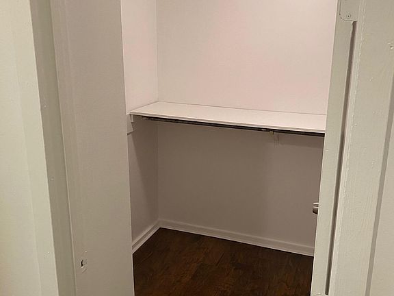 5th image of 1948 N Wilmot Ave #1