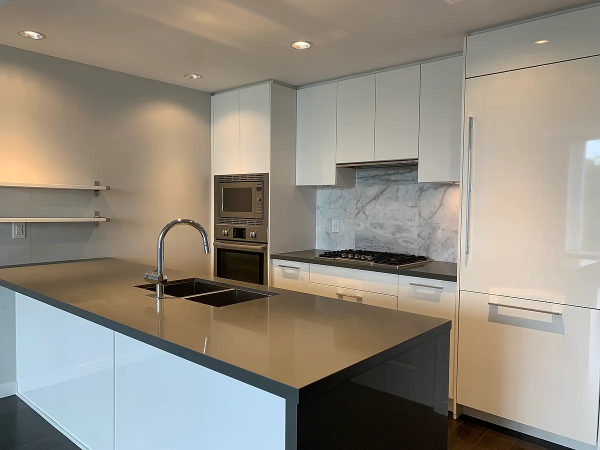 Building Photo - 5628 Birney Ave #801
