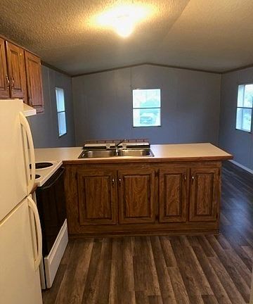 3rd image of 751 Washington St Lot 43A