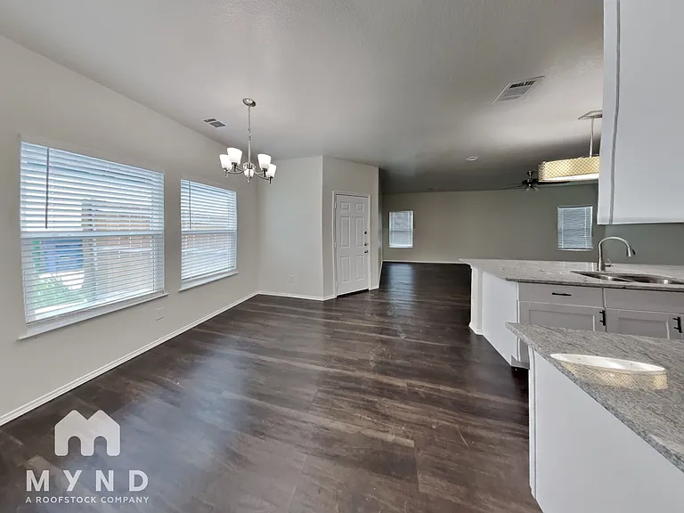 109 Frierson St — Photo 6