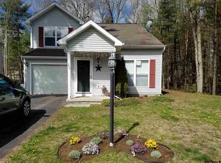 220 Meadowlark Dr, Ballston Spa, NY 12020