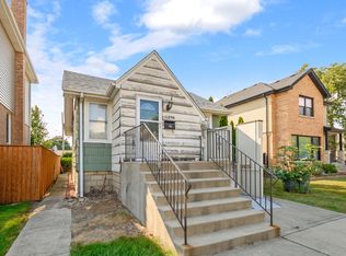 11206 S Albany Ave, Chicago, IL 60655
