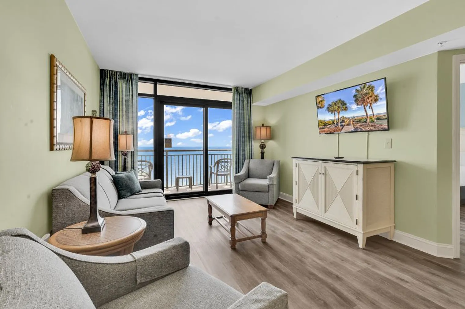 2 bed, 2.0 bath, 807 sqft, $2,760 — Photo 1