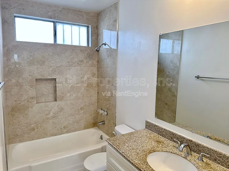 823 N Hudson Ave #3 — Photo 13