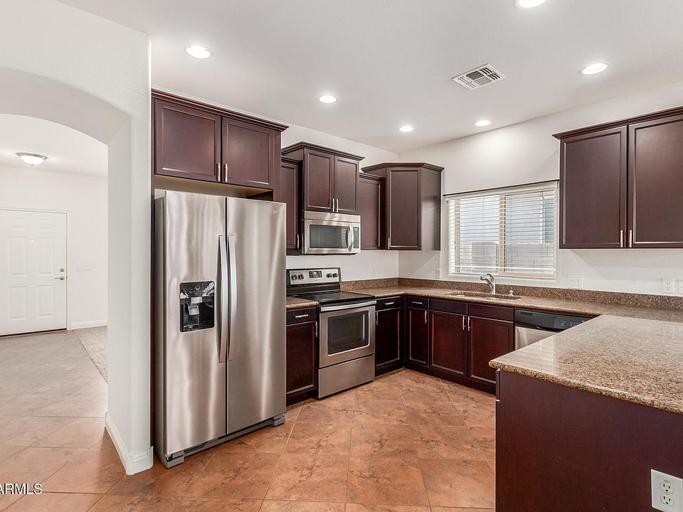 1st image of 1686 W PAISLEY Drive