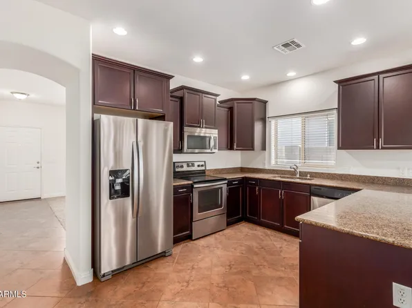 1686 W PAISLEY Drive, San Tan Valley, AZ 85144