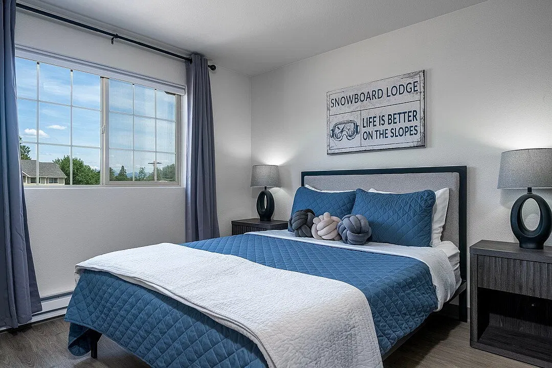 2 bed, 1.0 bath, $1,775 — Photo 2