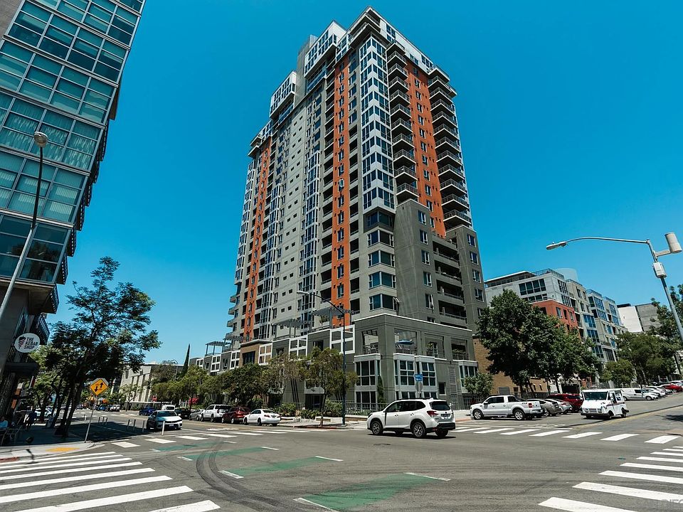1st image of 300 W Beech St Unit 404