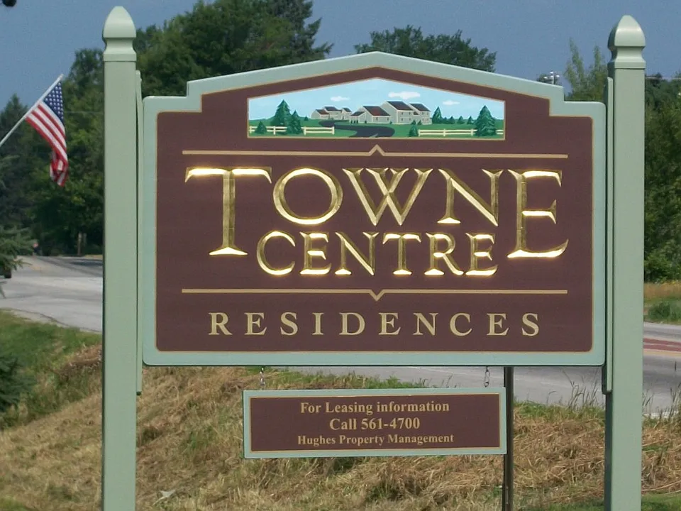 505 Towne Centre Dr #101