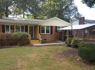 4 Hale Dr, Taylors, SC 29687