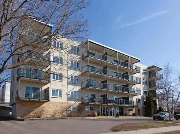 200 Mississippi River Blvd N APT 4E, Saint Paul, MN 55104