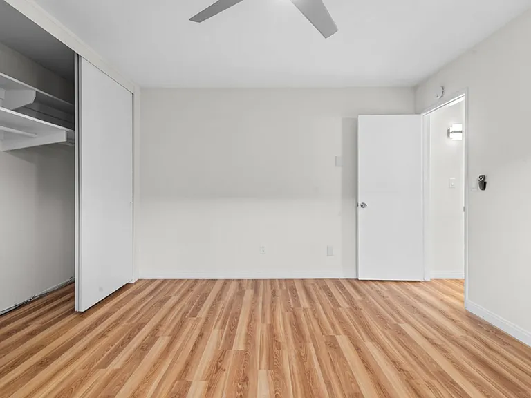 3532 Meade Ave #2 — Photo 10