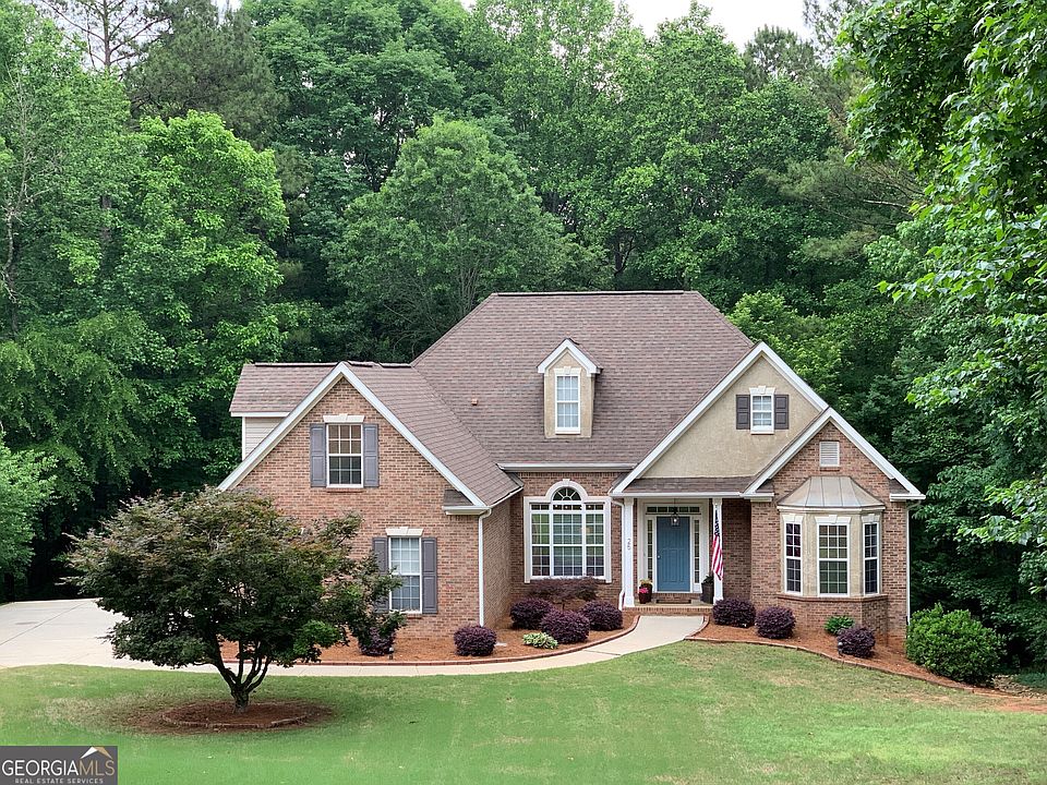 1st image of 25 Lyndhurst Way
