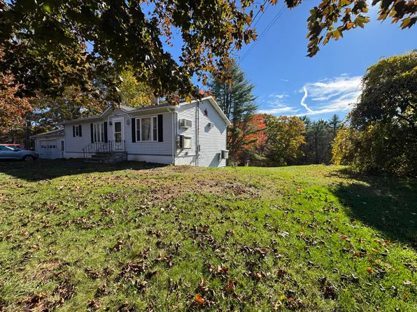 21 Bunny Street, Augusta, ME 04330