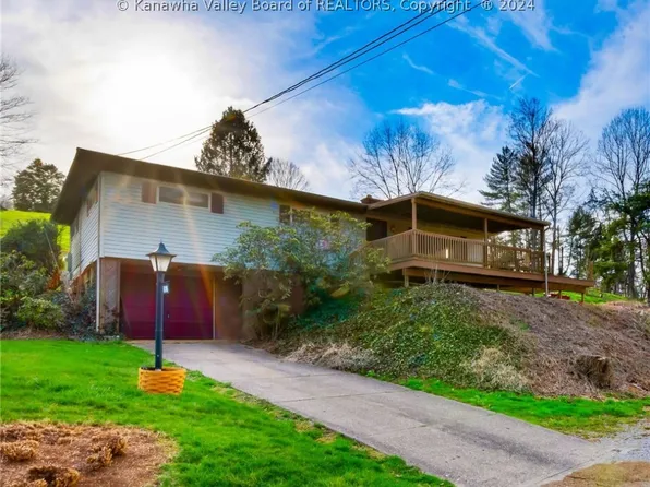 1667 Spencer Rd, Clendenin, WV 25045