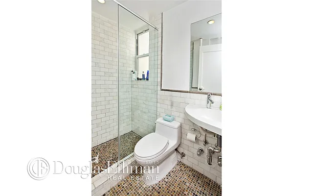 Rented by Douglas Elliman | media 23