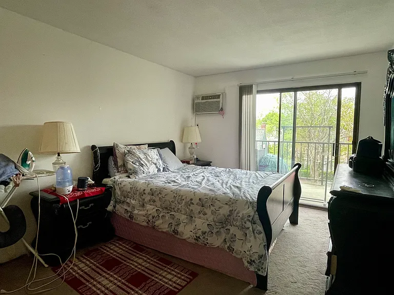 382 Massachusetts Ave — Photo 20