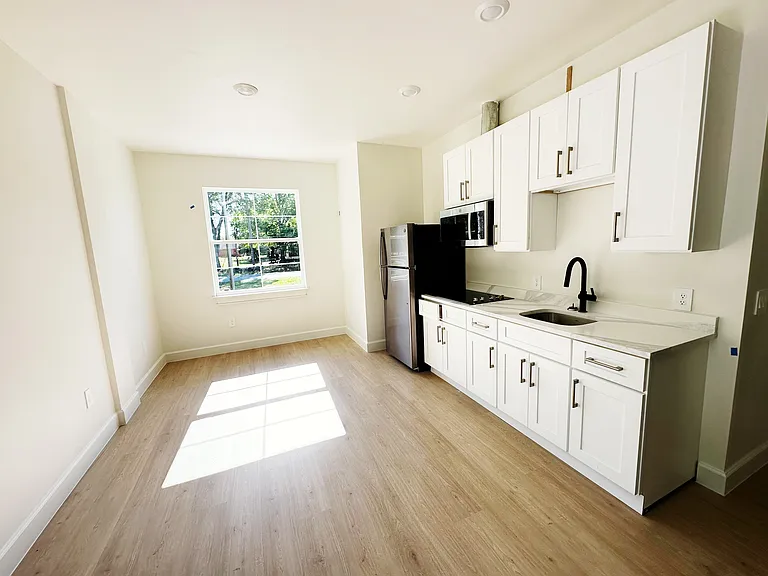 1448 Immokalee St — Photo 4