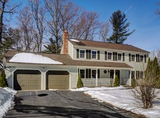 10 Byron Dr, Nashua, NH 03062