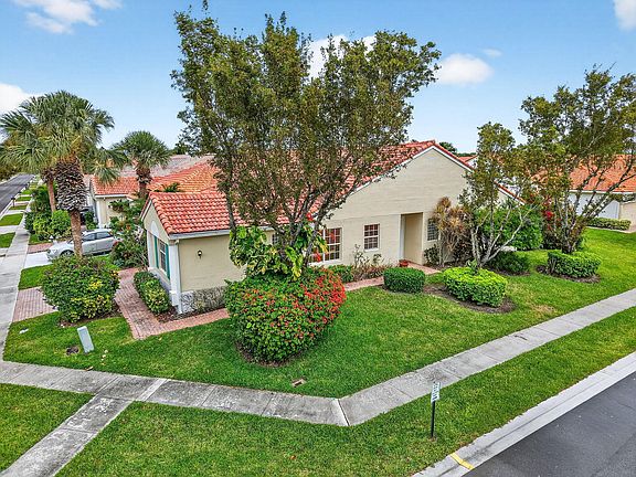 2nd image of 6276 Heliconia Road