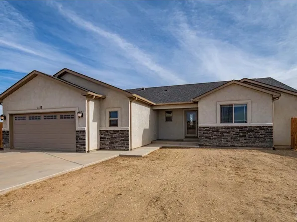 1117 E Ranch Dr, Pueblo West, CO 81007