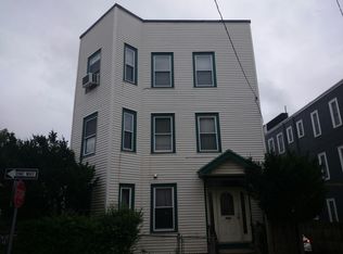 7 Grafton St, Dorchester, MA 02125