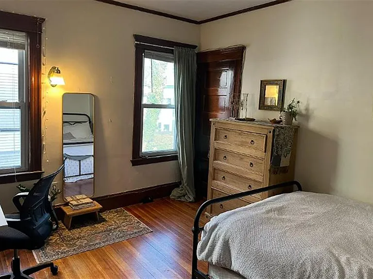 187 College Ave #1 — Photo 7