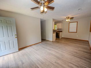 995 Cobhill Rd, Irvine, KY 40336