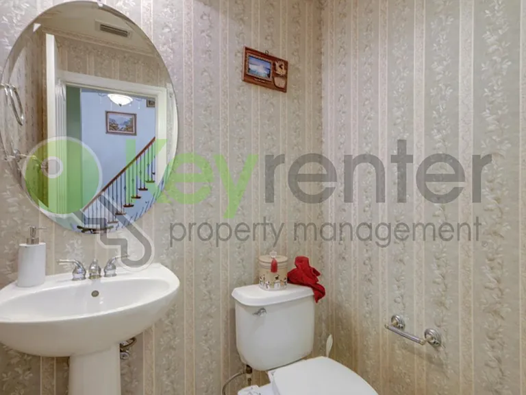 208 Otter Glen Ct — Photo 23