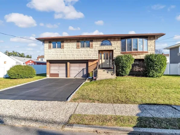 140 S 7th Street, Bethpage, NY 11714