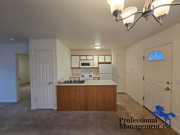 3rd image of 3825 Avenue B #15