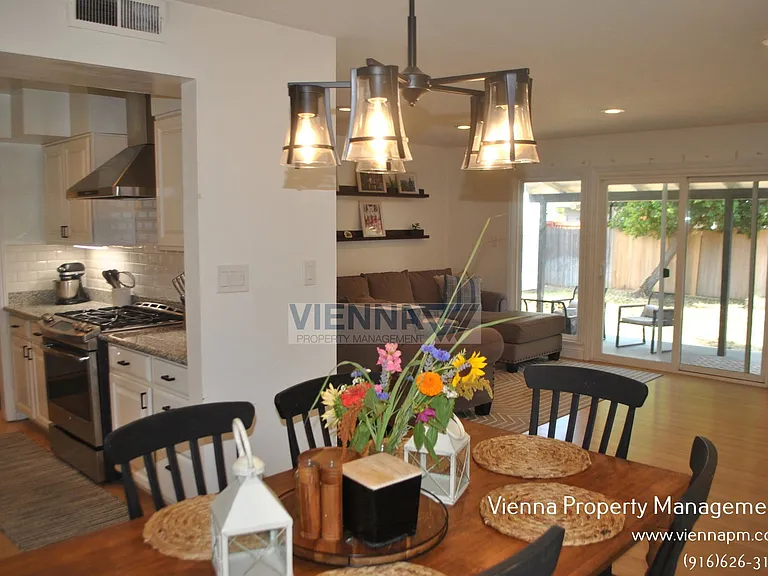 2913 Kerria Way — Photo 15