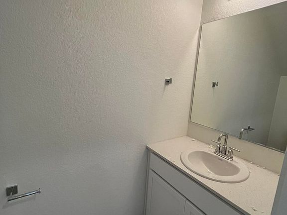 4th image of 3728 Sequoia Ct