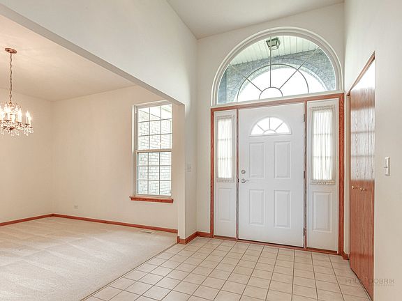 5th image of 1027 Timber Lake Dr