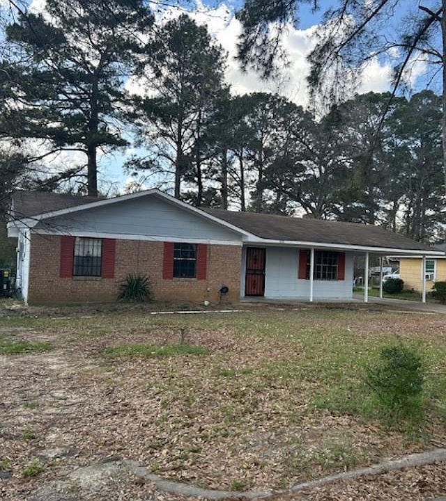 1st image of 275 Myer Ave