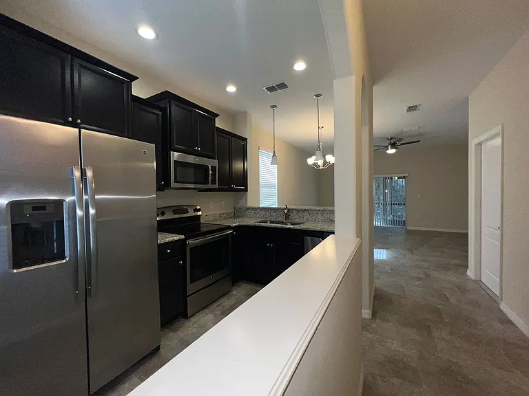 126 Masters Ln — Photo 4