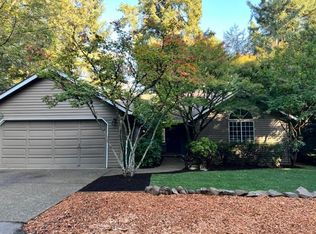 5241 Washington Ct, Lake Oswego, OR 97035