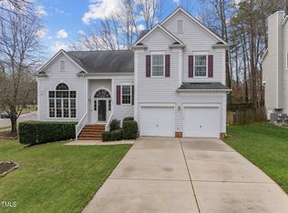 101 Duxbury Dr, Raleigh, NC 27513