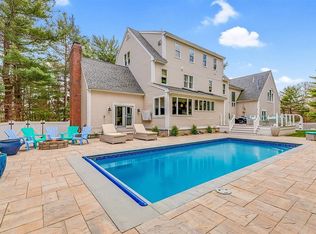 16 Brook Rd, Plymouth, MA 02360