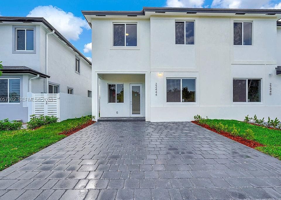 1st image of 22555 SW 125th Ave #13A